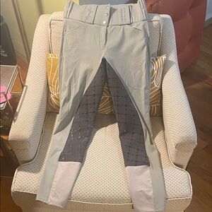 Crescendo Equestrian Riding Breeches in Tan, Brown and Black